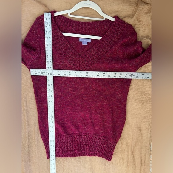 Laura Scott sweater, Medium - Picture 2 of 8